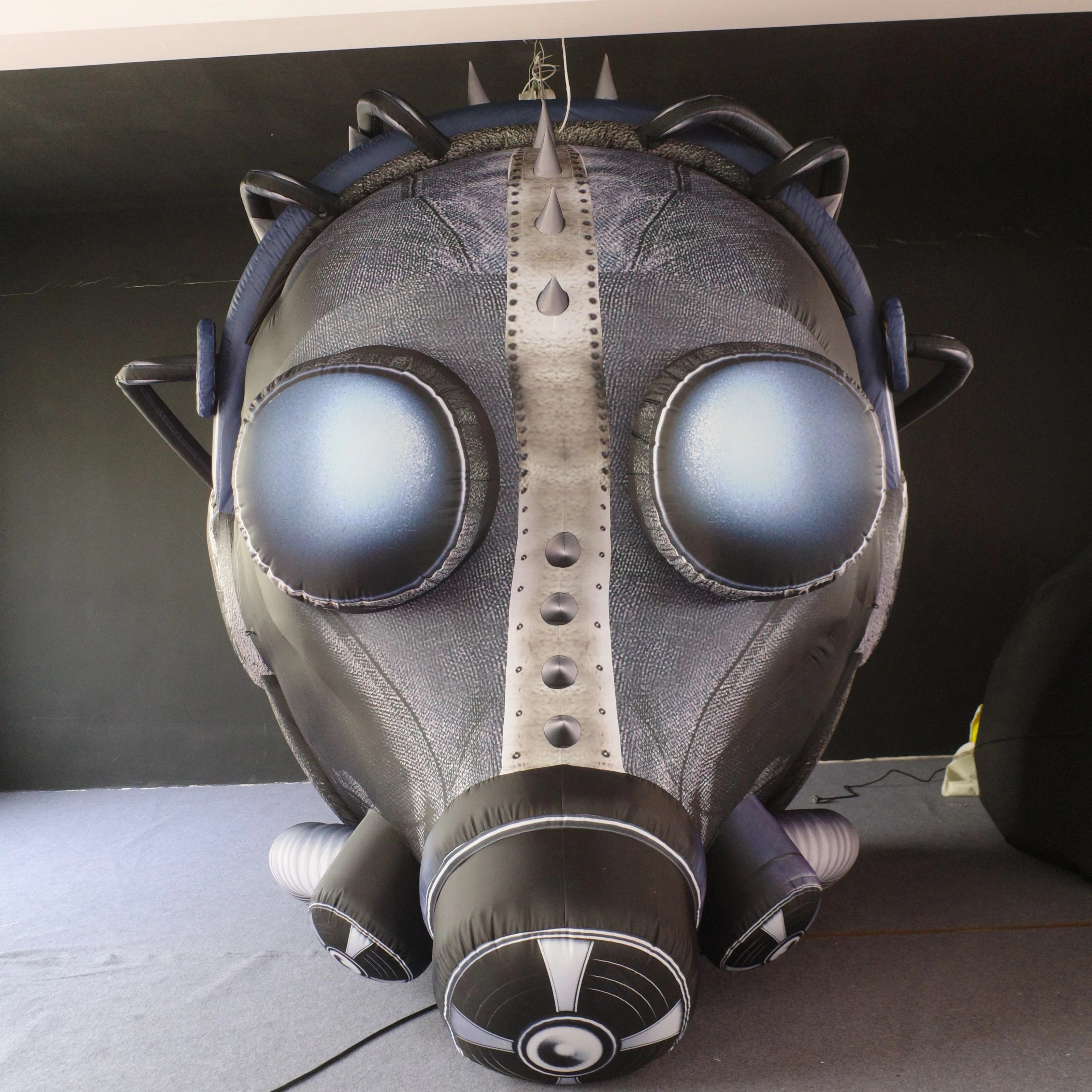 Giant Inflatable Cyberpunk Gas Mask Mascot for Halloween, Durable Hanging Advertising Inflatable