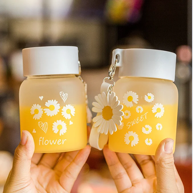 350ml Heat Resistant Small Daisy Frosted High Borosilicate Glass Juice Water Bottles With Portable Rope Travel Tea Cup