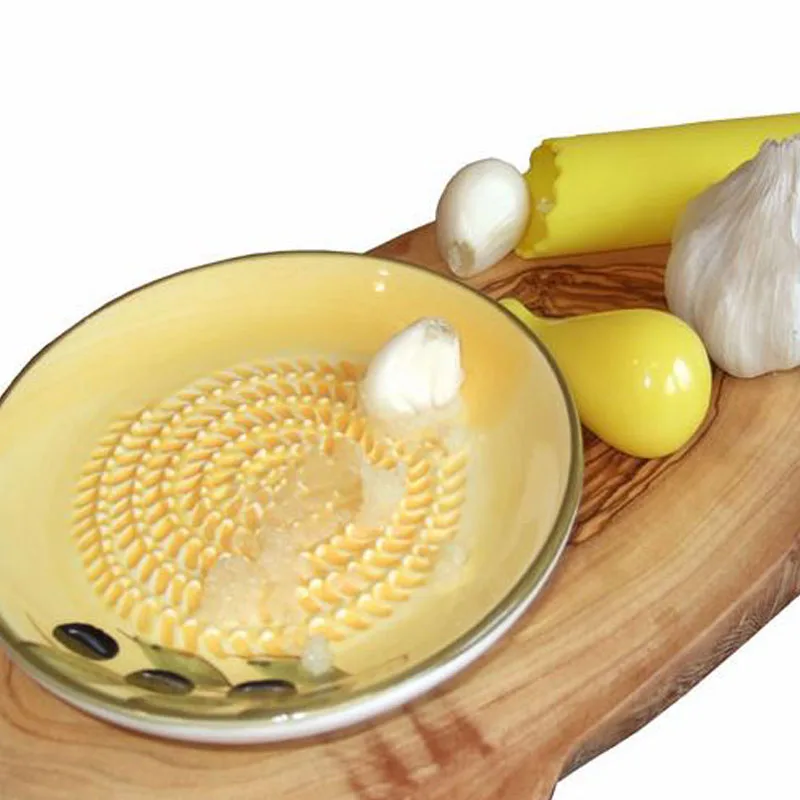 Custom Yellow and Green Olive Pattern Design Shaped Round Ginger Grater Plate Ceramic Chinese Garlic Grater Plates