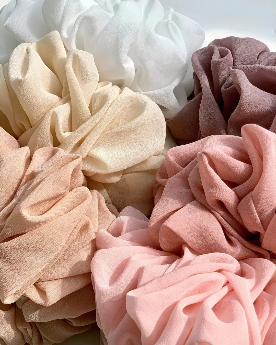 Wholesale Women Large Oversized Hair Headband Chiffon Hair Elastic Scrunchies  Hair Accessory Giant Scrunchies