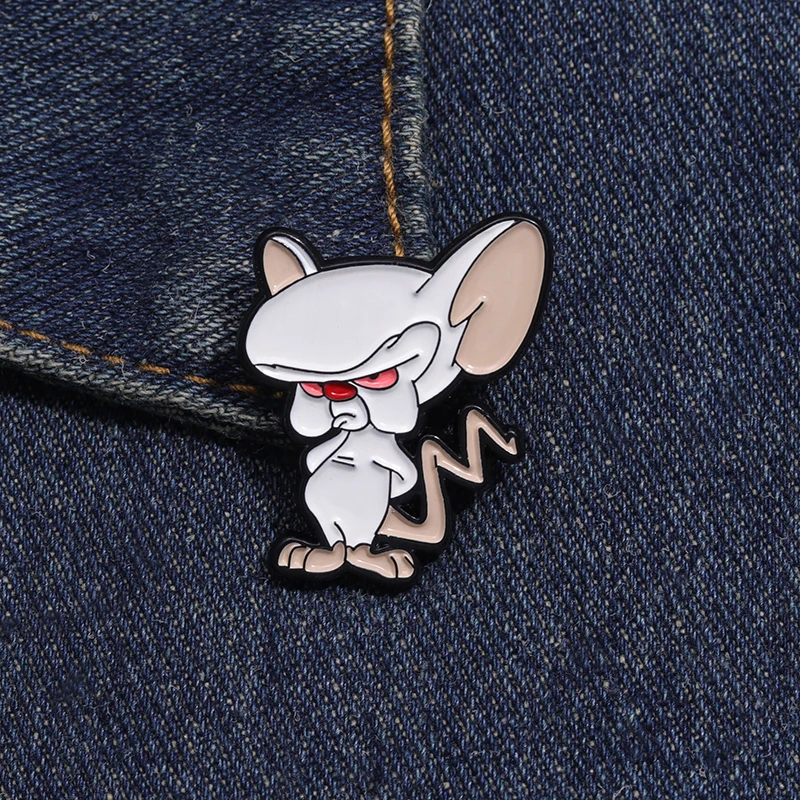 Simpatiche spille smaltate Kawaii spille in metallo gatto animale con fiore distintivo decorativo gioielli spilla zaino accessori per vesti
