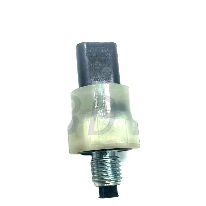 Volvo Oil Pressure Sensor 32242805 - High Quality Replace