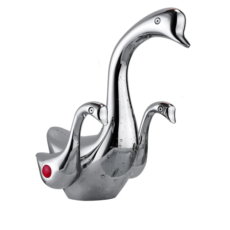 豪華なアヒルの形の真鍮のシンクの蛇口バスルームの白鳥とイルカ