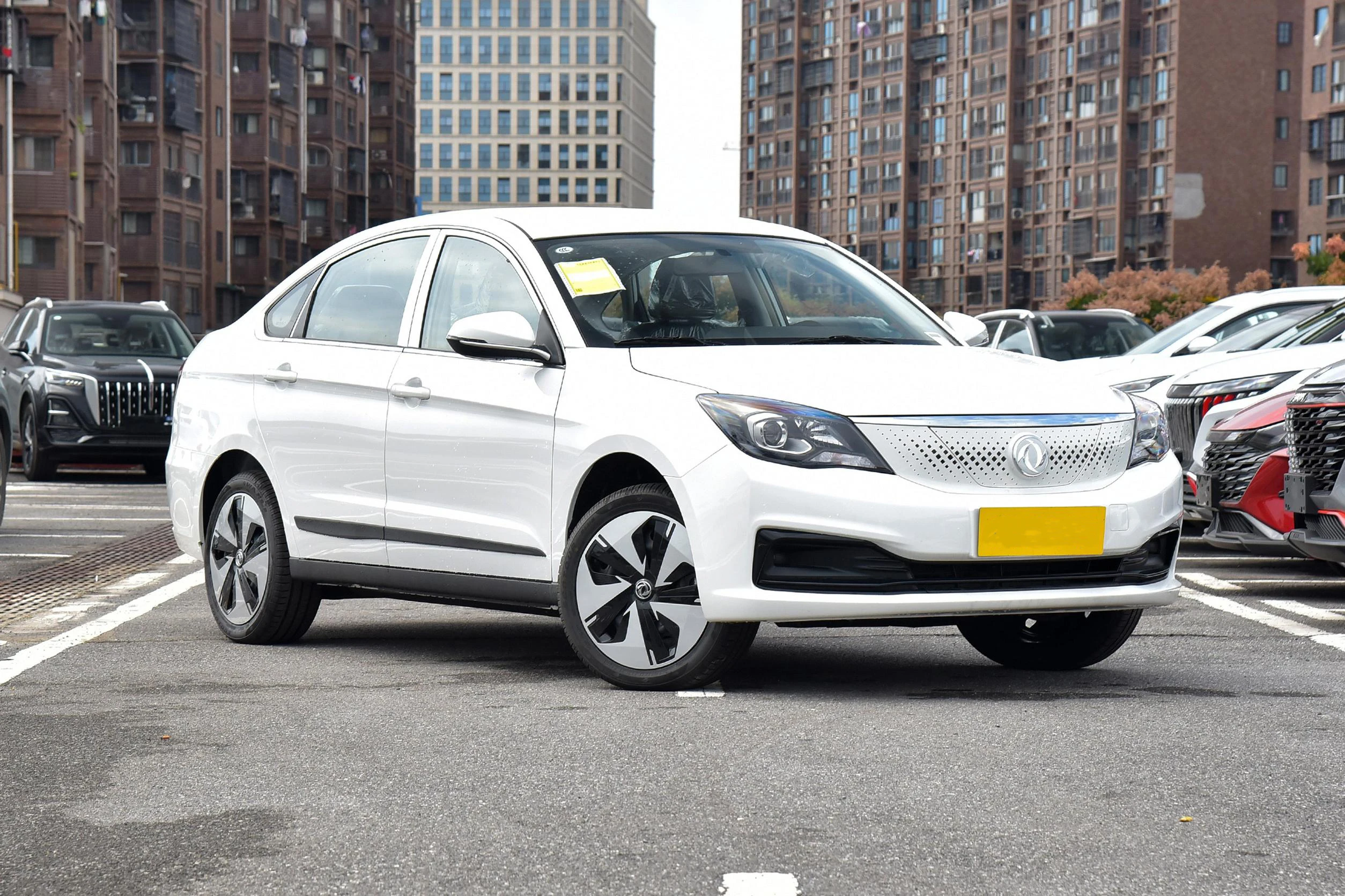 Dongfeng Aeolus E70 EV details