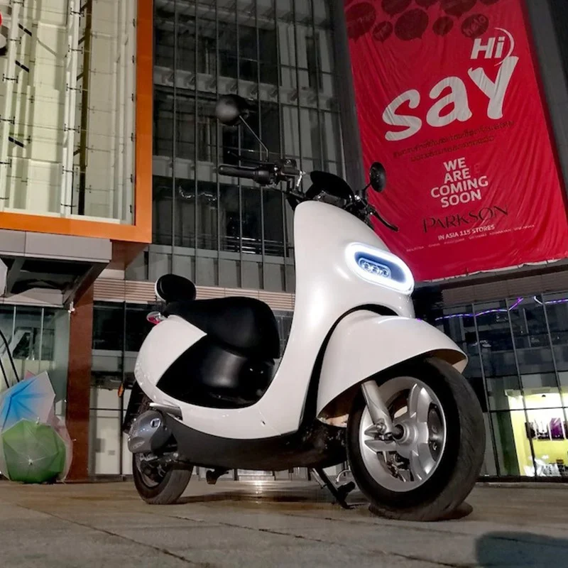 China Factory OEM CKD 2022 LVNENG 1000W Electric Scooter Price  Electric Motorcycle Scooter