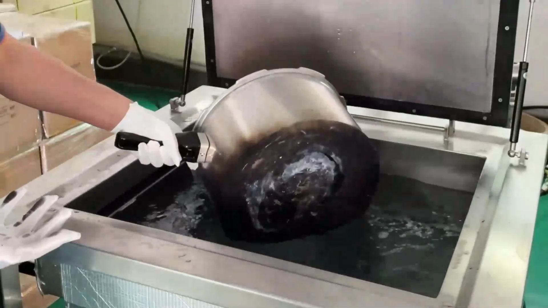 Engine Block Parts Oil Rust Dust Removing Cylinder Washing Equipment