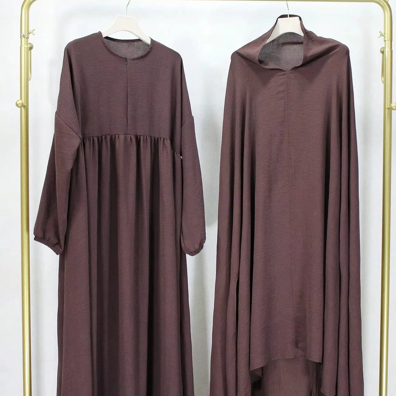 2024 New Arrival a Solid Color Breathable and Comfortable Ice Silk Wrinkled Muslim Ladies' Pilgrimage Burqa With a Headscarf