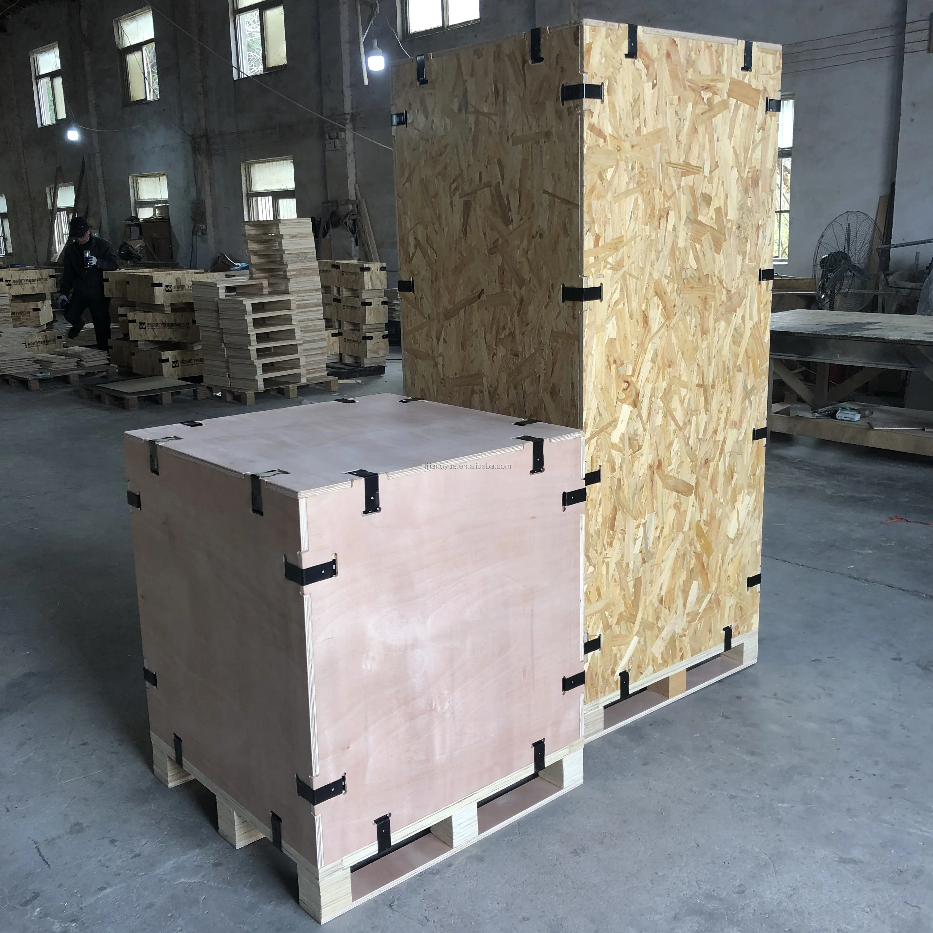Spring Clips Lock Clamp for Plywood Crate at Best Price From Chinese Manufacturer