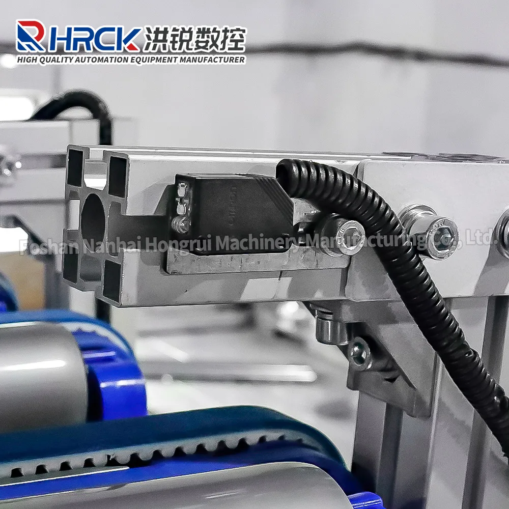 Intelligent fully automatic kitchen cabinet production line