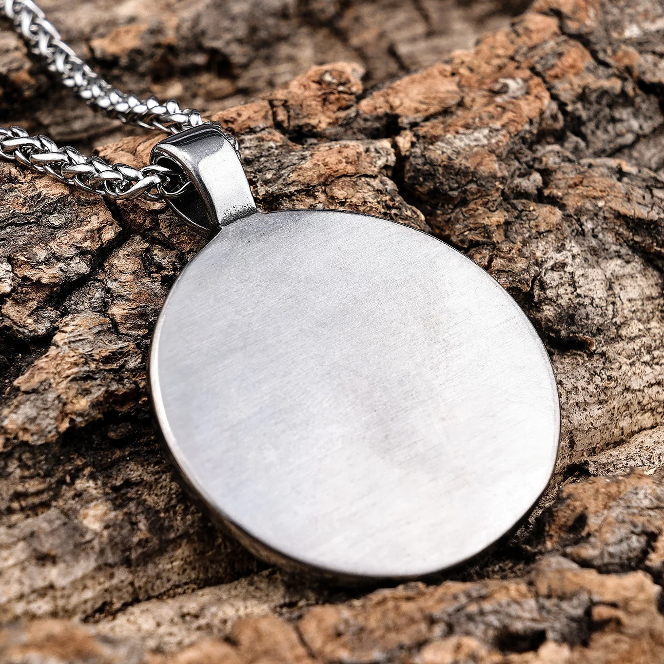 Greek Mythology Vintage Silver Round Shape Snake Hair Winged Female  Pendants Necklace for Men Women