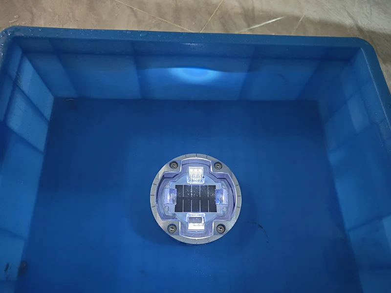 Алюминиевый круглый мигающий подземный подъездной дорожный маркировочный светильник, солнечный дорожный светильник