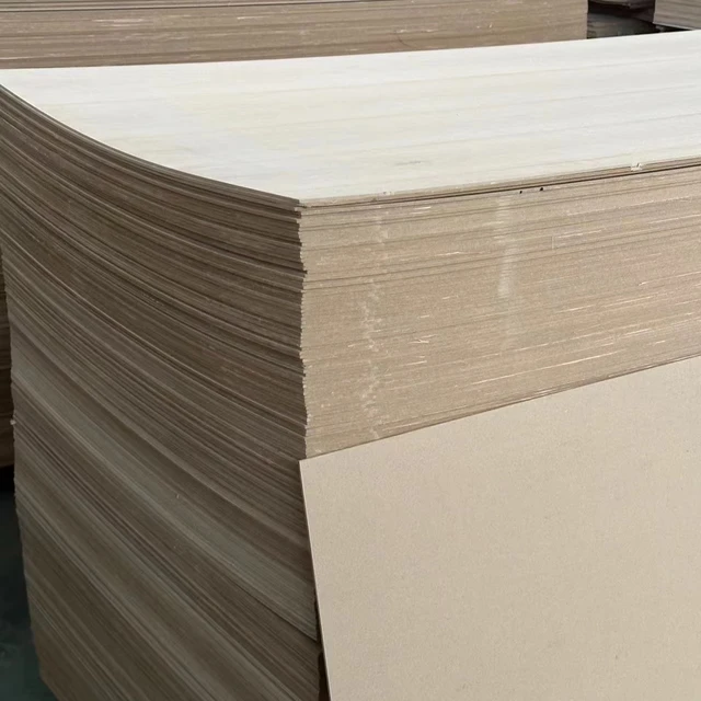 Factory High Quality Plain Blank 15mm 18mm MDF Board Red Oak Pine Wood Veneer Sheet Mdf Board for Furniture