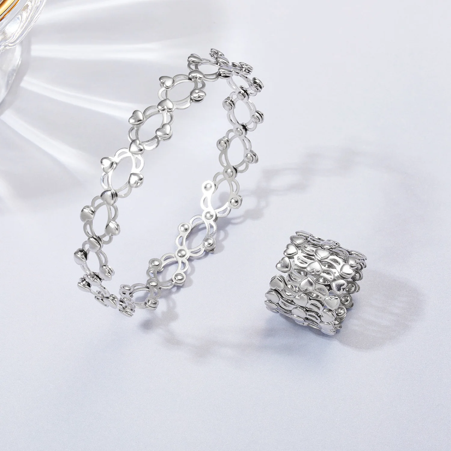 Kozart Jewelry Magic 3-in-1 Folding Retractable Ring Bracelet Stainless  Steel Bracelet Telescopic Rings Bracelet fashion crafts - Walmart.ca