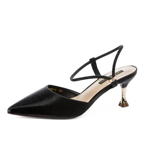 Luxurious Customized Pointed Broken Diamond Belt Designer Sandals for Women and Women Fashion Medium Heel Sandals for Women