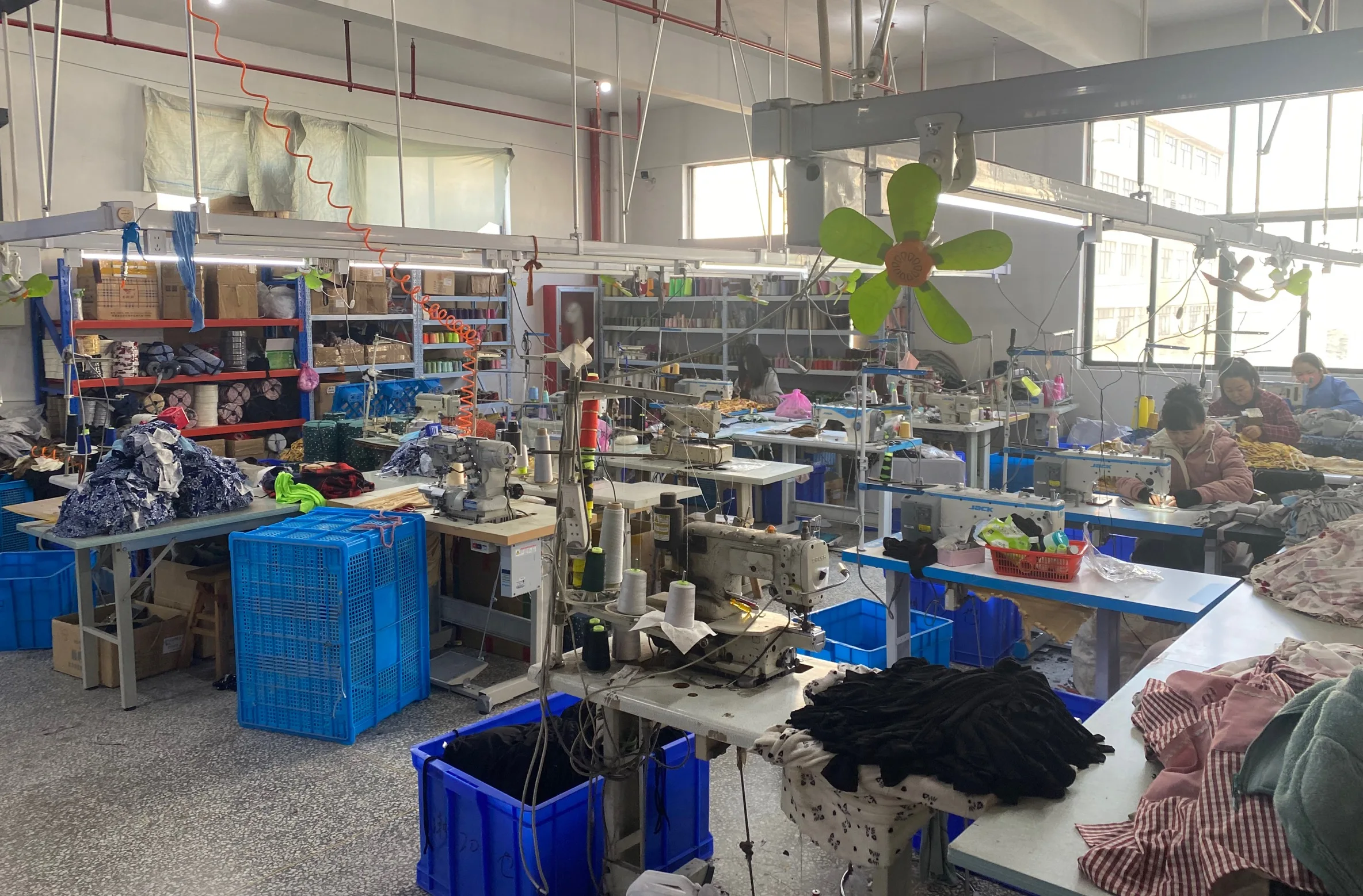 Changsha Easy Star Apparel Co., Ltd. 3