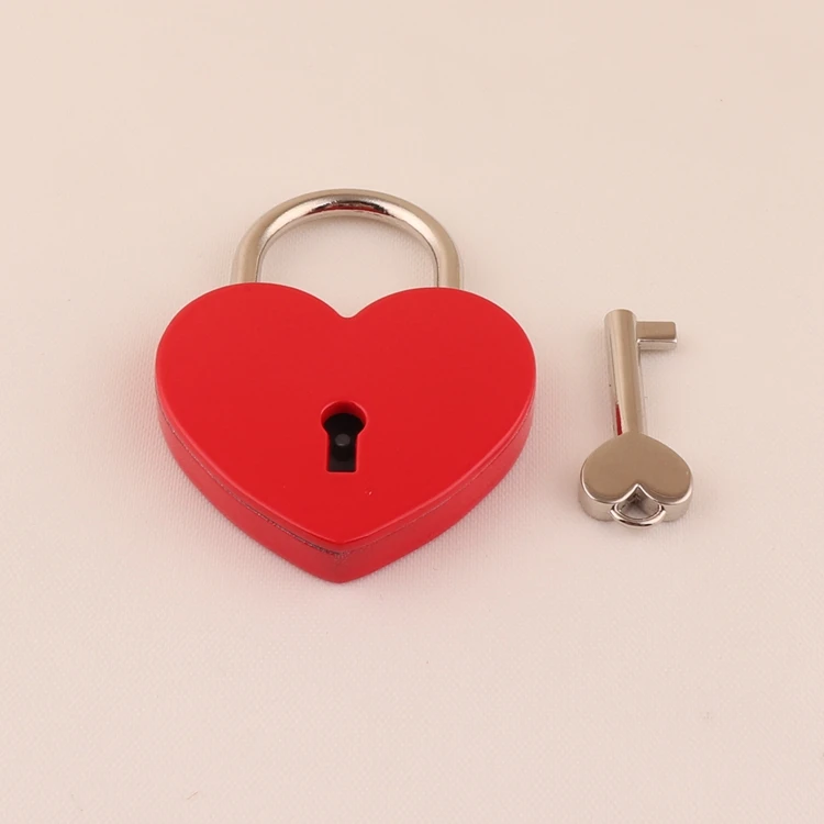 Source wholesale red color large safety smart metal love heart