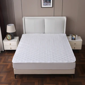 Hot Selling Durable 40s Cotton Fabric Waterproof Mattress Pad for Hotel & Home