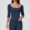 Top azul marino