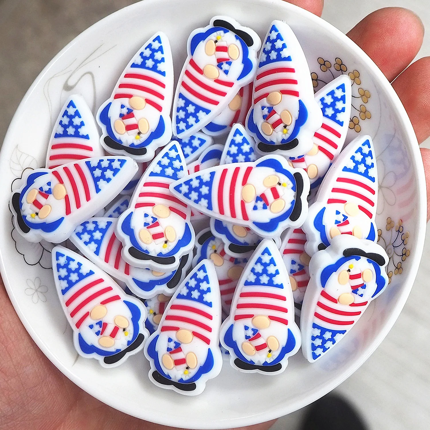 Popular Design DIY String Pen Keychain Necklace Accessories Usa Series New Focal Silicone Beads