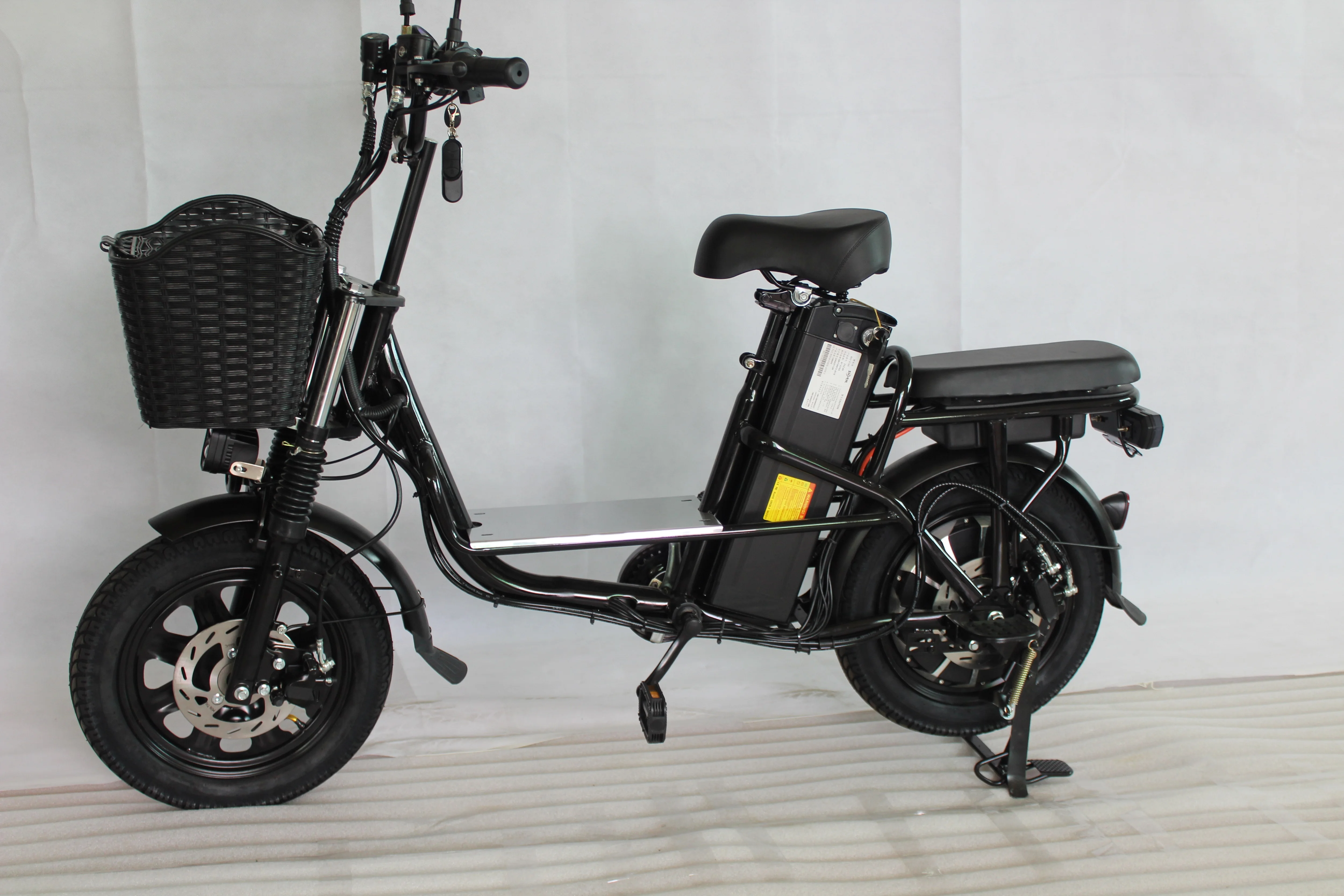 Minako vélo électrique adulte loisirs marcheur vélo électrique peut être  personnalisé petit vélo électrique de banlieue