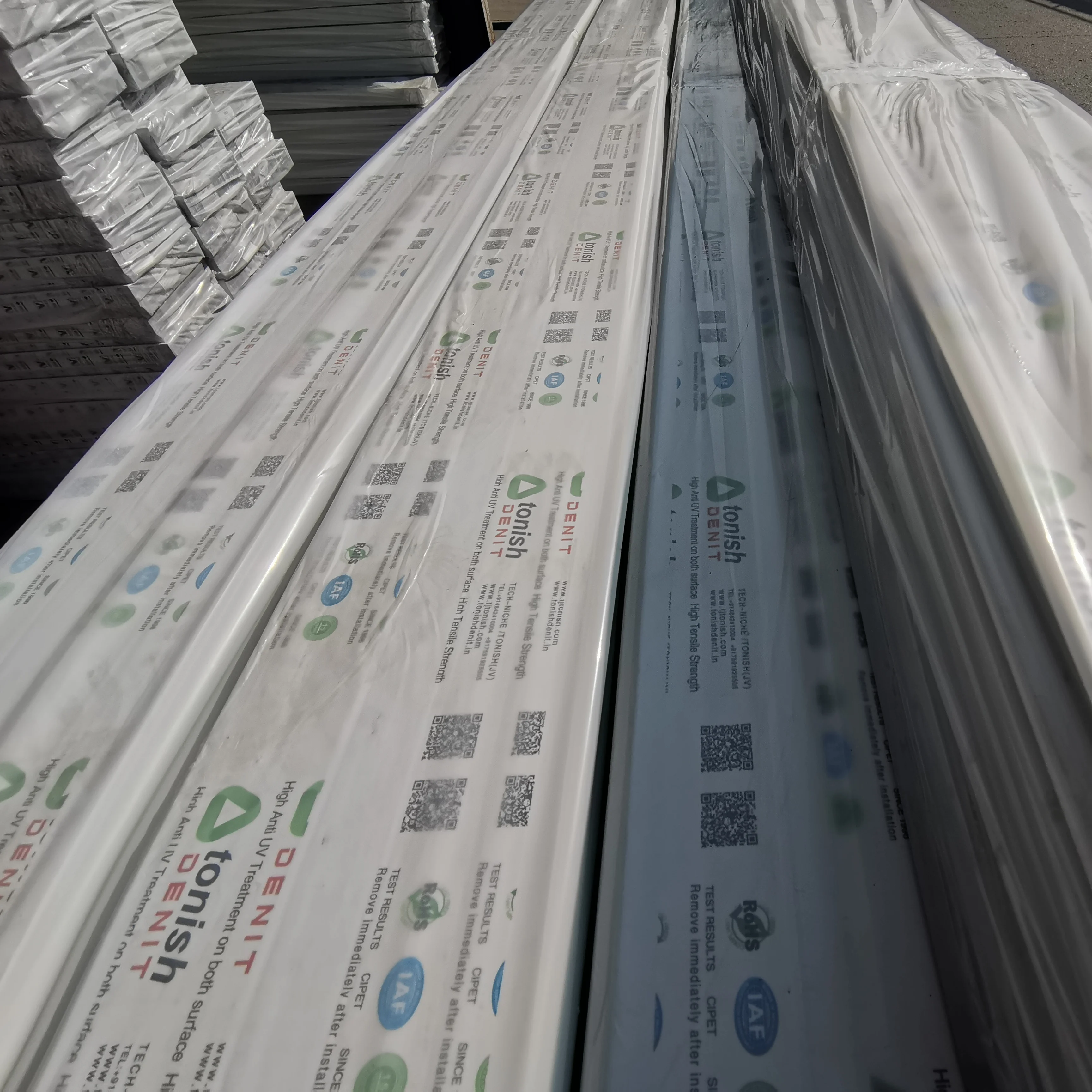 Pvc 1035 Upvc Profile PVC Extrusion Plastic Window Frames with UV Coating Surface