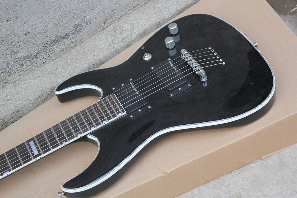 Flyoung High Quality Electric Guitar Stringed Instruments 6 Strings Glossy Black Guitar