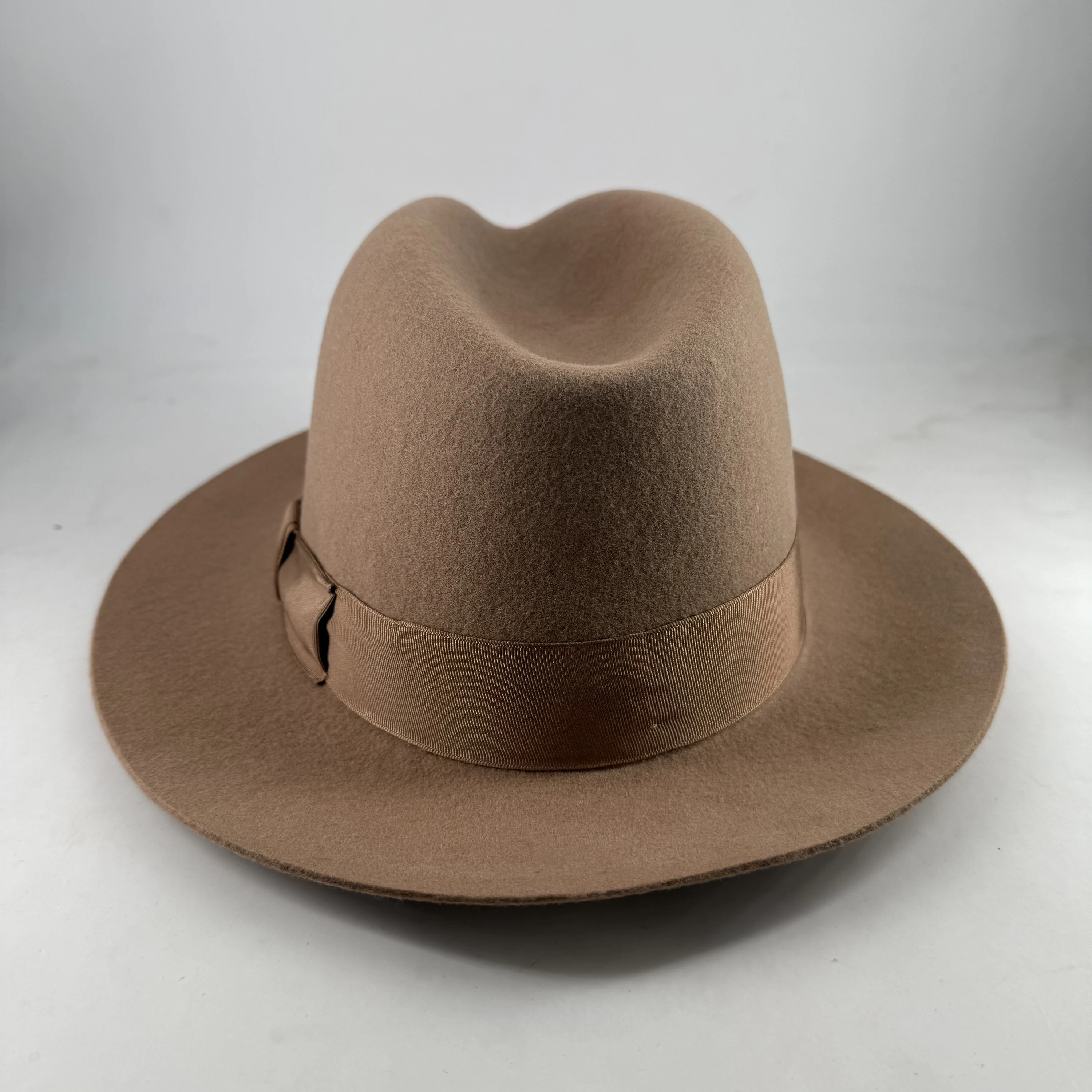 Stylish Tan Fedora Hat size XL / 100% wool Tilley TWF1 Montana Wool Fedora Hat (Taupe, 7 5/8) at Amazon  main image 3