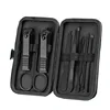 Conjunto negro de 8 piezas.