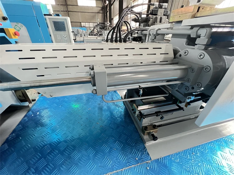 Two Color Plastic Toothbrush Producing Machine JM-230II Multi Functional Injection Molding Machine