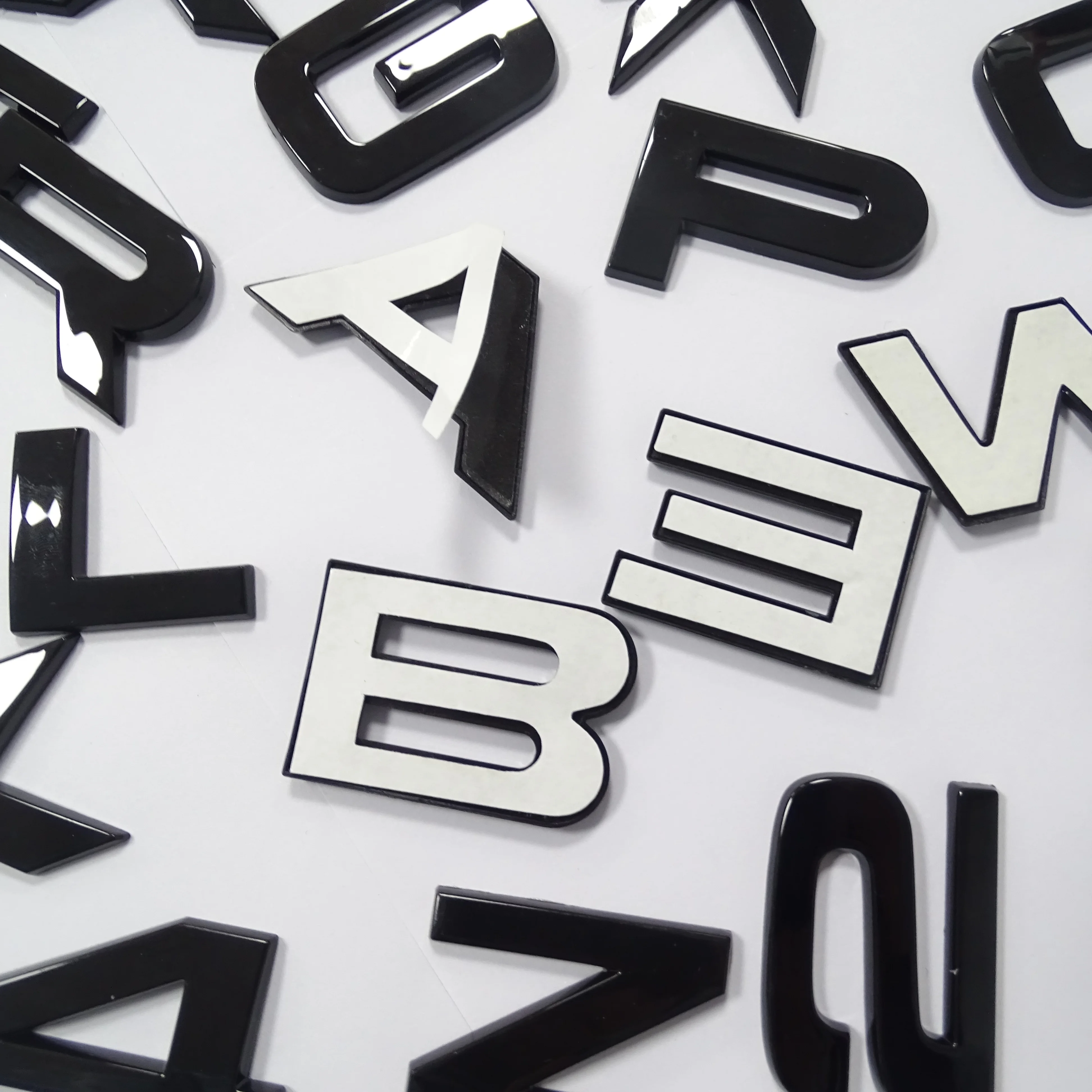 Car Bonnet and Trunk Logo Name Adhesive Chrome Letters&Numbers for RANGE ROVER Auto Badge Parts Decoration Stickers