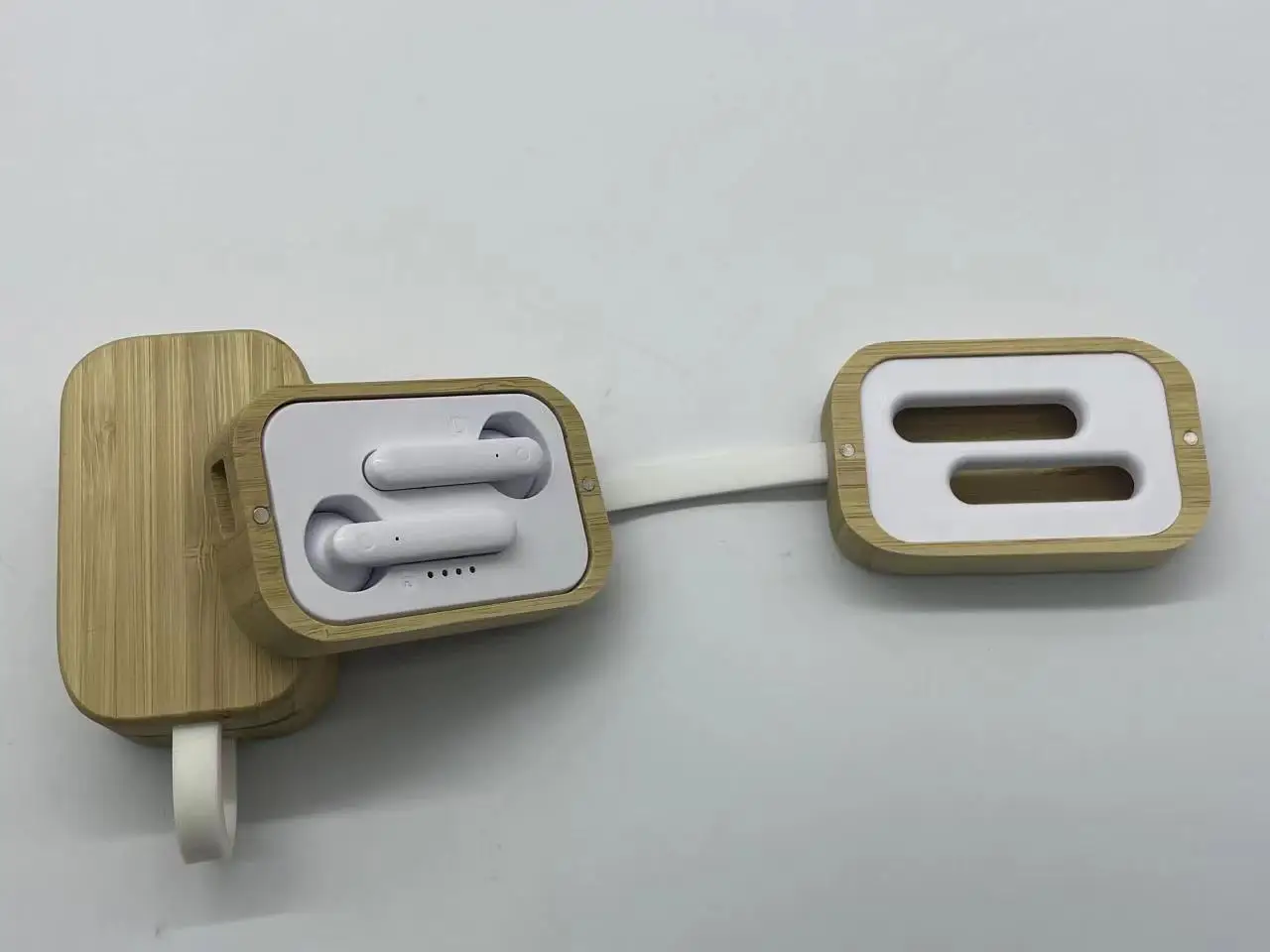 ECO Bamboo Wood Headphones Europe Hot TWS Wooden Wireless Connection Headset Earphone
