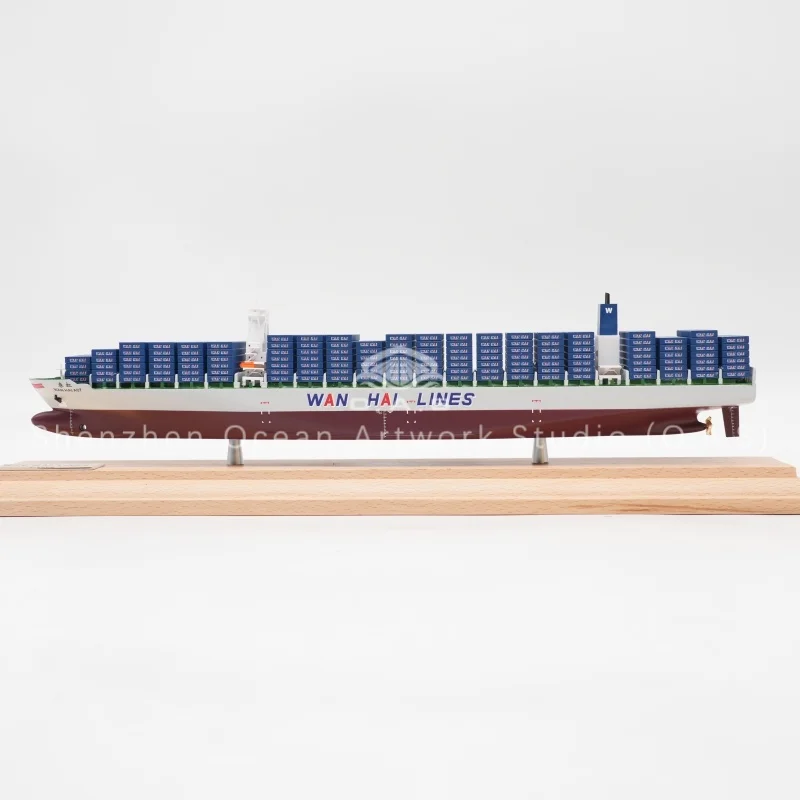 High-detail shipping container scale model, specially crafted for Hapag-Lloyd branding. Made with premium materials and precise scale design, restoring authentic appearance and fine details. We professionally make and produce customized products, supporting logo, color and marking customization. Ideal for logistics gifts, shipping promotions, exhibitions and corporate souvenirs. Stable quality, factory direct supply, accept small and bulk orders, perfect for enhancing brand image in shipping and logistics industry.Amber@vesselmodel.com Tel: +86 18038048785