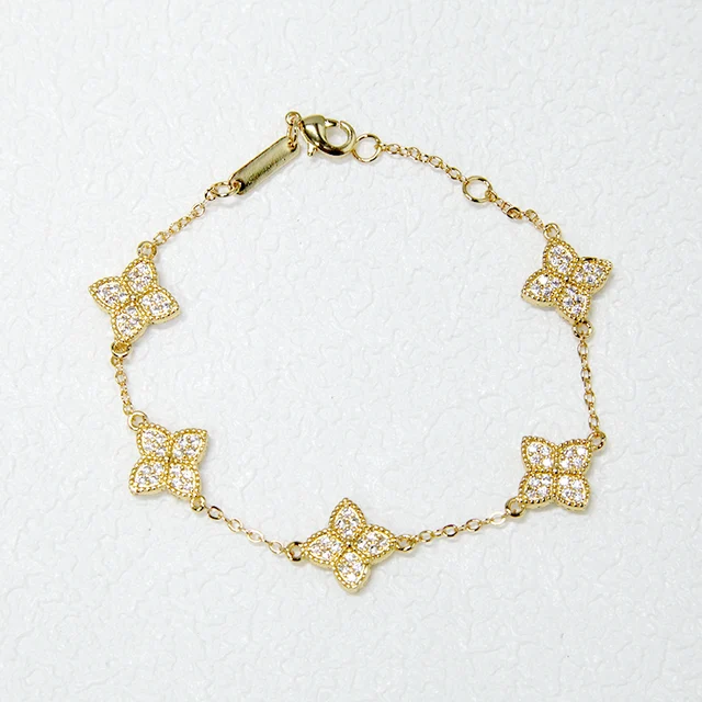 JYL0183 Paved Zirconia Five Olive Leaf Flowers Clover Bracelet