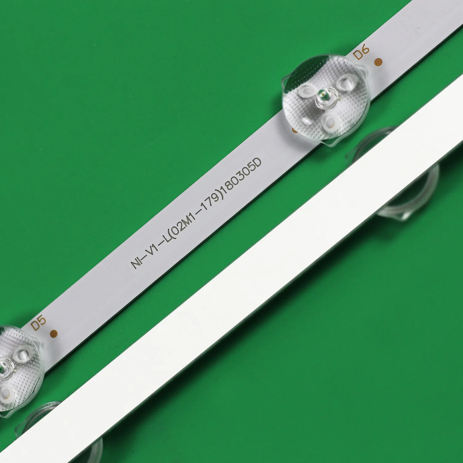 HD32L71A-V01/DSBJ-WG TV Backlight Strip - 50000 Hours Lifespan