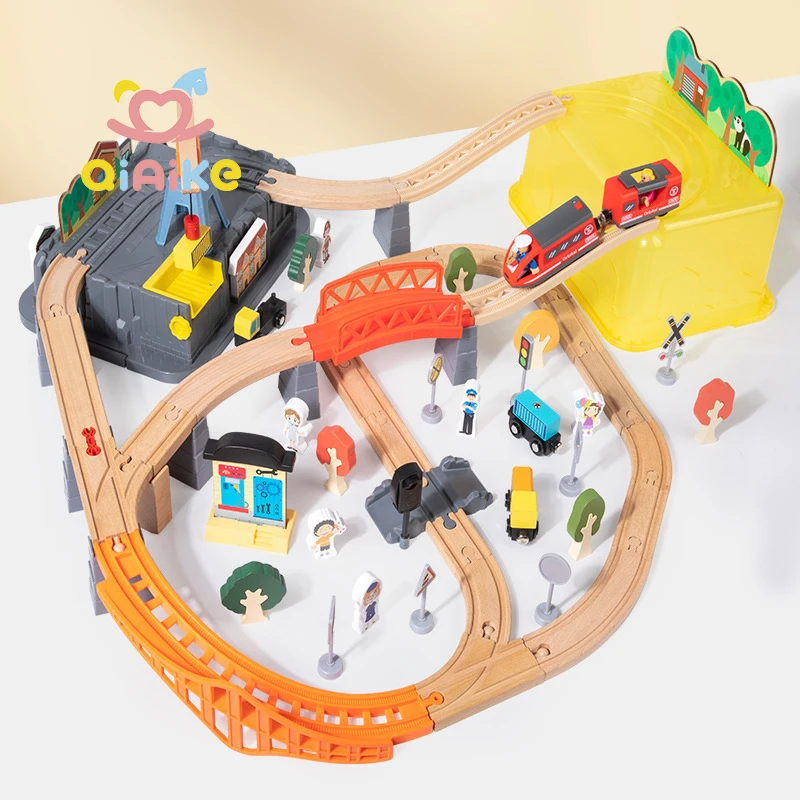 Interaktives, batteriebetriebenes elektrisches Eisenbahn-Spielset aus Holz zur frühen Bildung für Jungen und Mädchen 3-7 Jahre, Weihnachts- und Geburtstagsgeschenk