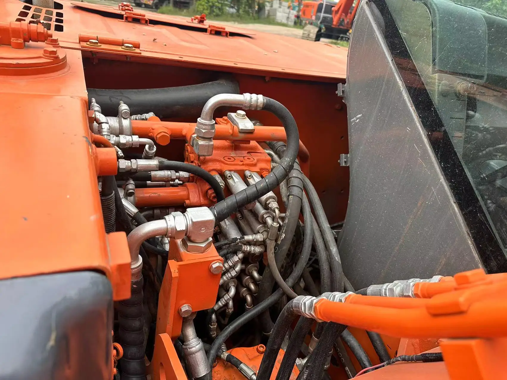 Japan Brand 8 Ton Used Mini Hitachi Zx80 Excavator Price Zaxis 80