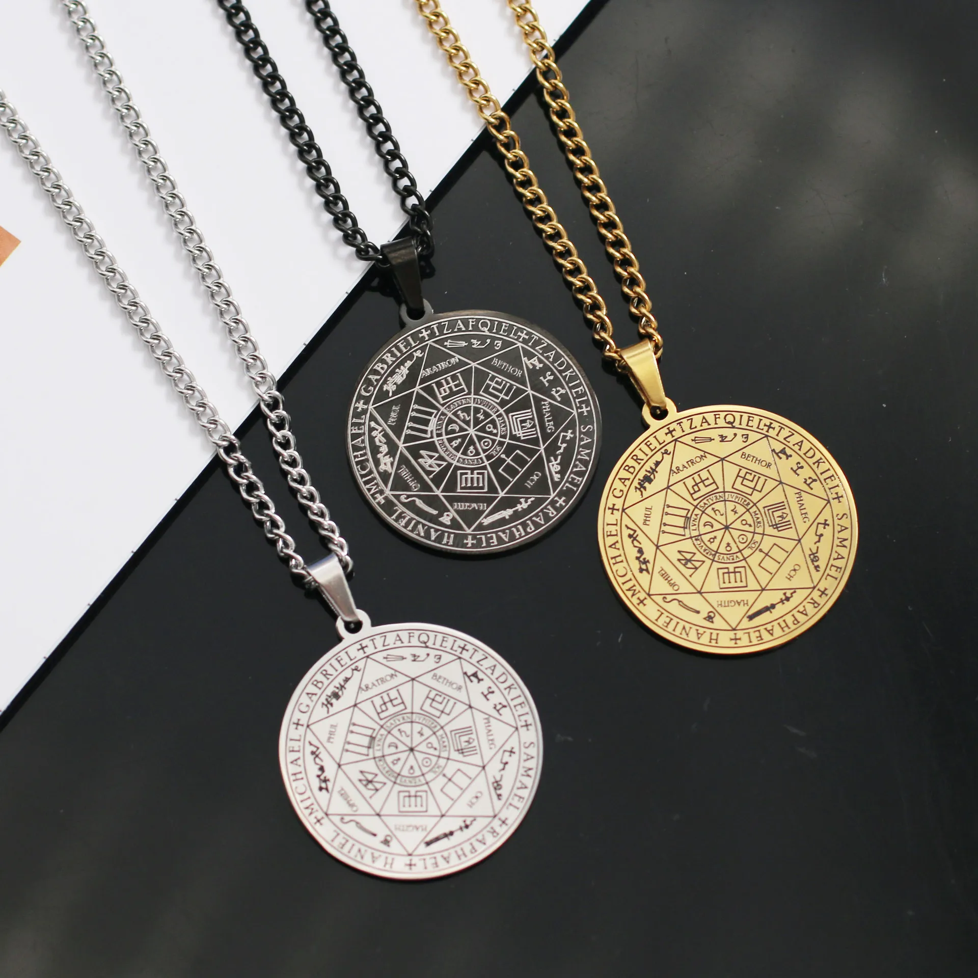 Collier Talisman de Médaille Sceau des 7 Archanges pour Homme Femme Talisman Pentagramme de Salomon Amulette de Protection Magique Style2- Or-2 - Achat / Vente sautoir et collier Collier Talisman de Médaille Collier Talisman de Médaille Sceau des 7 Archanges pour Homme Femme Talisman Pentagramme de Salomon Amulette de Protection Magique Style2- Or-2 - Achat / Vente sautoir et collier Collier Talisman de Médaille