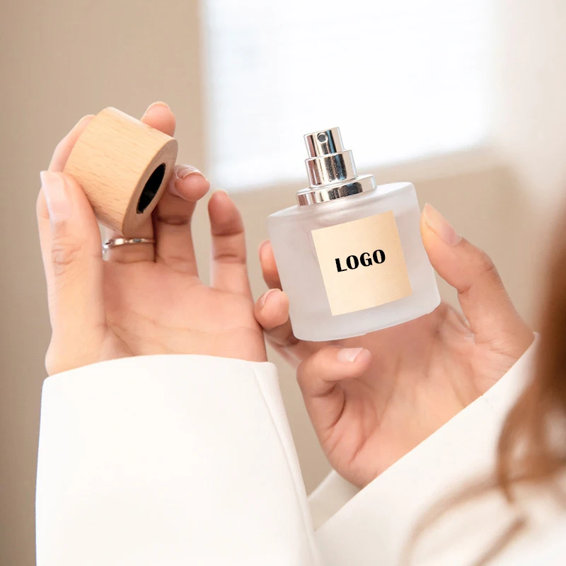 High End Round Frosted Clear Custom Perfume Bottle 30ml 50ml 100ml Empty Luxury Perfume Bottle With Wooden Cap