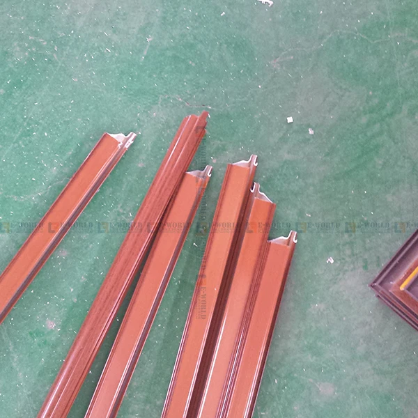 Высокоскоростной аппаратный штамповочный станок для изготовления алюминиевых и ПВХ дверей окон по низкой цене