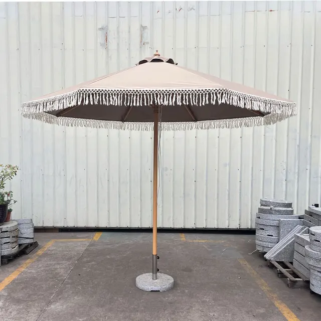 Custom Luxury Outdoor Furniture Wood-Pole Sun Patio Umbrella with Fringe & Tassels for Garden Beach & Park Fancy Beach Parasol