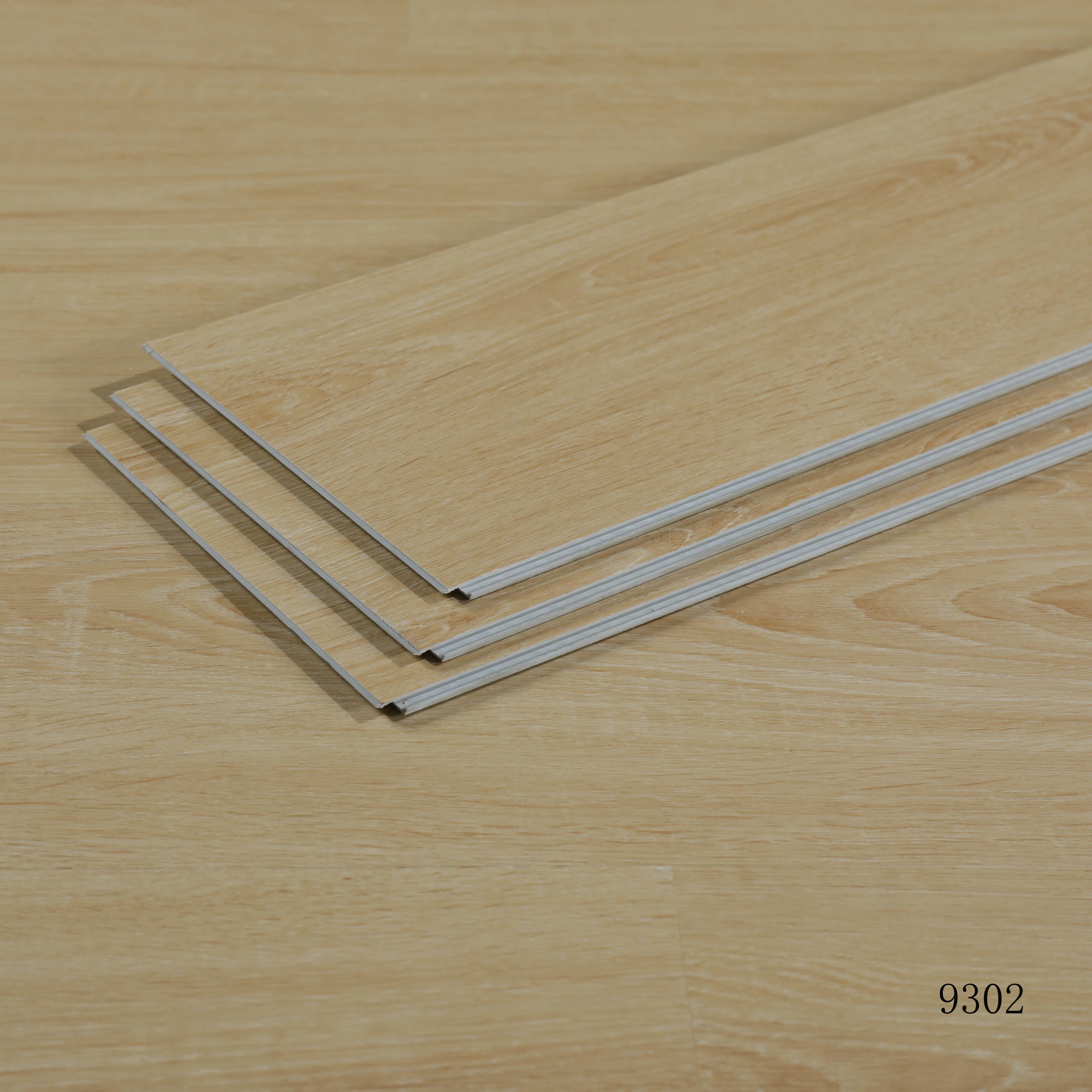Cheap Price SPC Vinyl Plank Flooring 4mm 5mm 6mm Commercial Indoor Waterproof Fireproof Luxury Click Interlocking Plank Tile