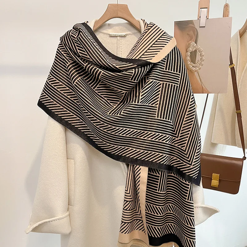 Newest Arrival 2023 Autumn Warm Soft Cashmere Feelings Pashmina Shawls Fashion Shred Stripe Pattern Winter Cashmere Scarf Women