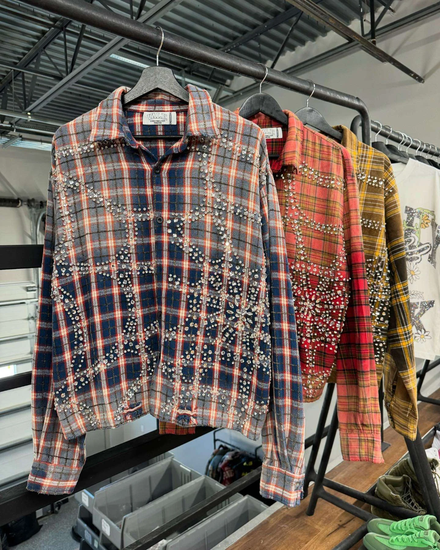 Kustom T-shirt katun kotak kristal kerah berlian kelas berat asam cuci  besar kancing bawah berlian imitasi kemeja kotak-kotak untuk pria