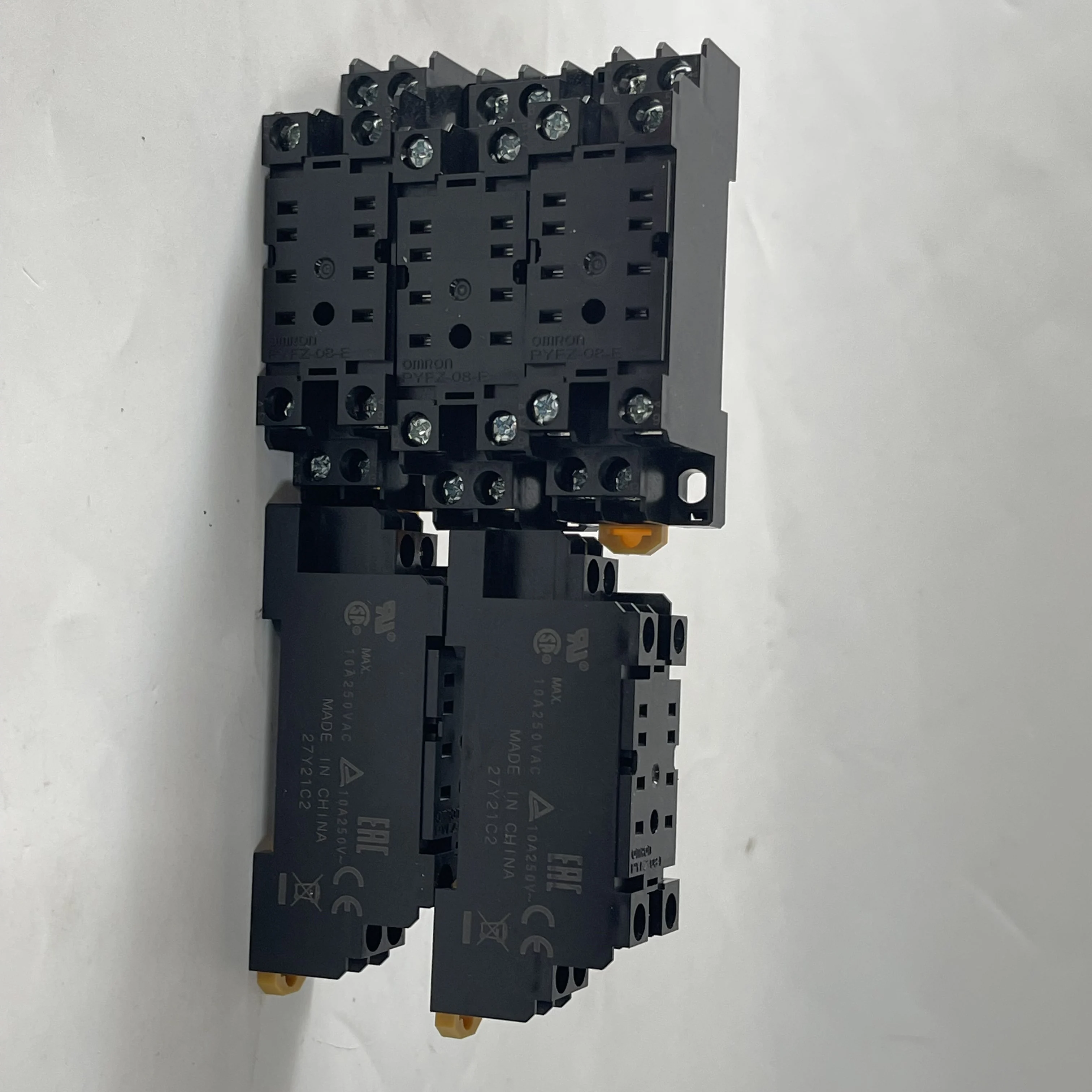 OMRON Relay Socket PYFZ-08-E