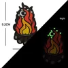 V01628-3 Luz luminosa (fuego bajo el cielo nocturno)