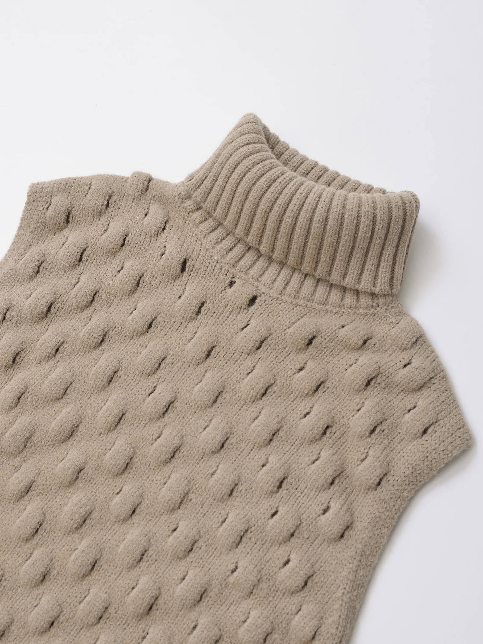 Turtleneck Collar Khaki Color Asymmetrical Design Casual Fashion Sweater Vest for Women