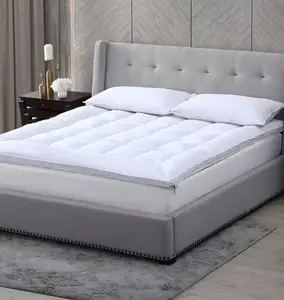 Hotel Mattress Topper  Eco-Friendly Quilted Design 200TC Thread Count All-Season Use Customizable for Hotel Home