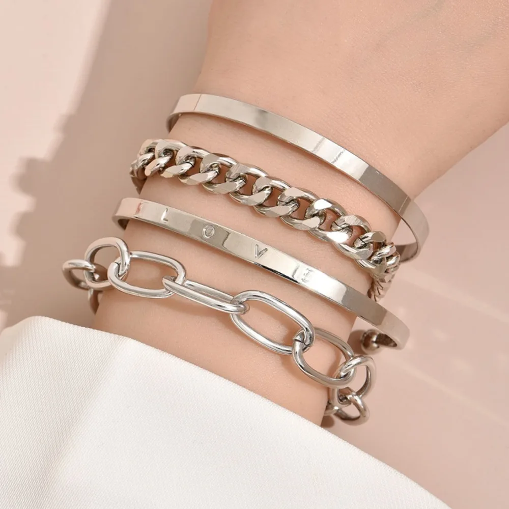 New Womens Chain Bracelet Designer S Fashion Luxury S Girl Charm  BraceletsLouisVuitton Woman Jewellery Bracelet From Yaoming_logo,  $9.13