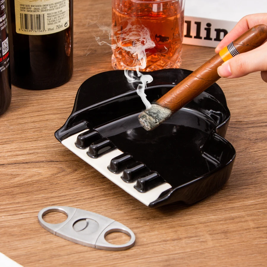 Custom Logo European Ceramic Piano Ashtray