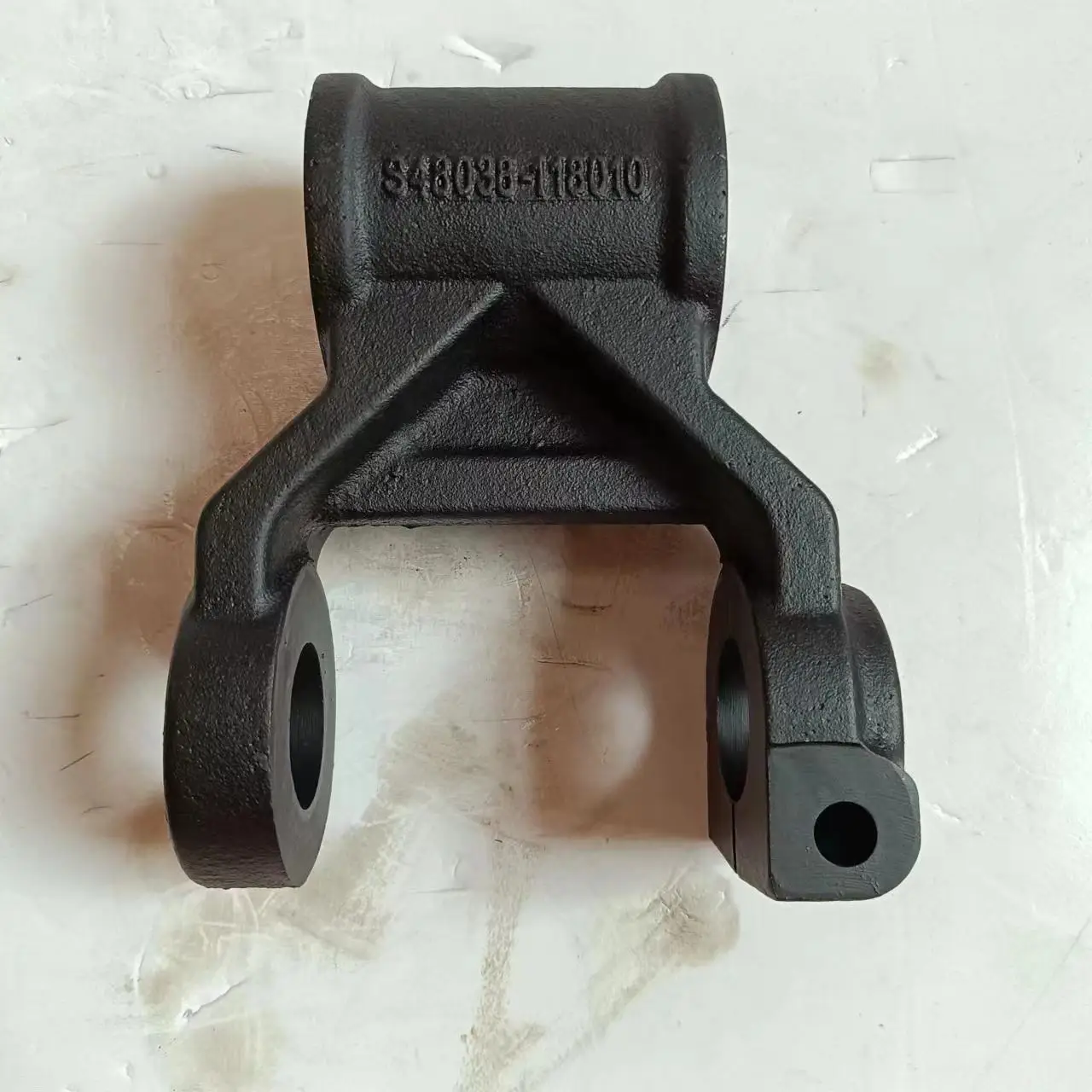 Spring Shackle for HINO 500 - Durable & Reliable Parts